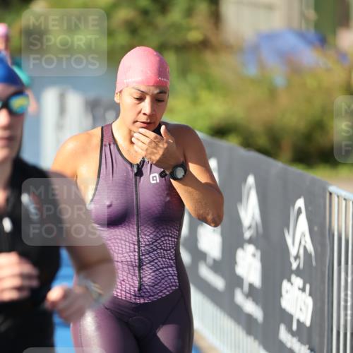 25.08.2024 - Elbe Triathlon Hamburg H.Heesch http://msf.ph/oto/6864812 25.08.2024 09:36:27 Schwimmen 478, 501, 517, 523, 533 meine-sportfotos.de