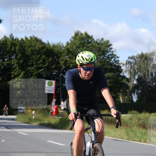 25.08.2024 - Elbe Triathlon Hamburg Fuchs,  Jonas http://msf.ph/oto/6864813 25.08.2024 10:51:28 Radfahren 695, 683 meine-sportfotos.de