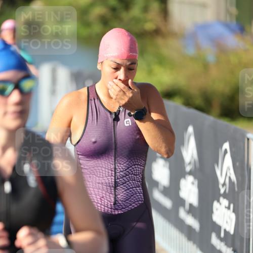 25.08.2024 - Elbe Triathlon Hamburg H.Heesch http://msf.ph/oto/6864821 25.08.2024 09:36:27 Schwimmen 478, 501, 517, 523, 533 meine-sportfotos.de
