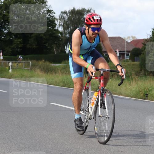25.08.2024 - Elbe Triathlon Hamburg Fuchs,  Jonas http://msf.ph/oto/6864825 25.08.2024 10:07:07 Radfahren 325, 533 meine-sportfotos.de