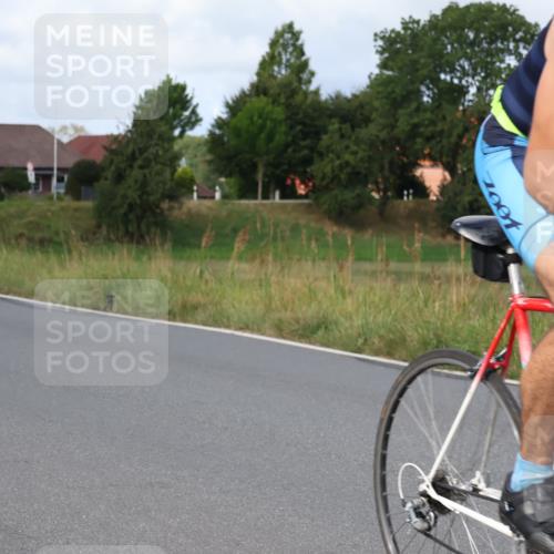 25.08.2024 - Elbe Triathlon Hamburg Fuchs,  Jonas http://msf.ph/oto/6864836 25.08.2024 10:07:07 Radfahren 325, 533 meine-sportfotos.de