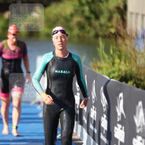 25.08.2024 - Elbe Triathlon Hamburg H.Heesch http://msf.ph/oto/6864839 25.08.2024 09:36:31 Schwimmen 478, 501, 517, 523, 533 meine-sportfotos.de