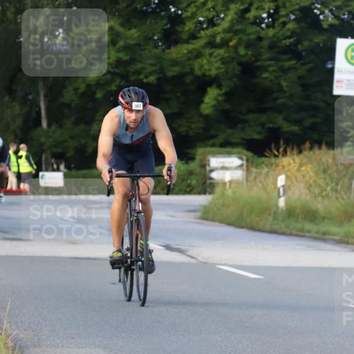 25.08.2024 - Elbe Triathlon Hamburg Fuchs,  Jonas http://msf.ph/oto/6864864 25.08.2024 09:23:19 Radfahren 340, 120, 367, 198, 167 meine-sportfotos.de