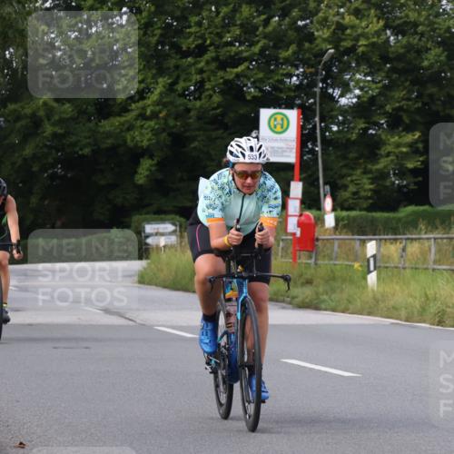 25.08.2024 - Elbe Triathlon Hamburg Fuchs,  Jonas http://msf.ph/oto/6864875 25.08.2024 10:07:13 Radfahren 533, 389, 268 meine-sportfotos.de