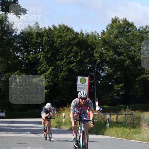 25.08.2024 - Elbe Triathlon Hamburg Fuchs,  Jonas http://msf.ph/oto/6864904 25.08.2024 10:51:39 Radfahren 683, 1577, 1474, 1522, 756 meine-sportfotos.de