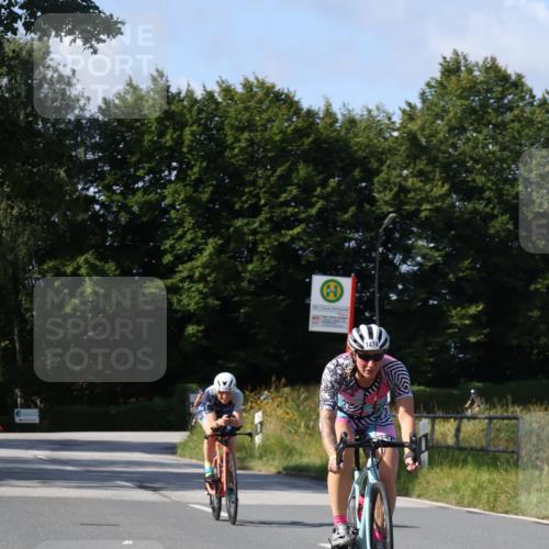 25.08.2024 - Elbe Triathlon Hamburg Fuchs,  Jonas http://msf.ph/oto/6864908 25.08.2024 10:51:39 Radfahren 683, 1577, 1474, 1522, 756 meine-sportfotos.de
