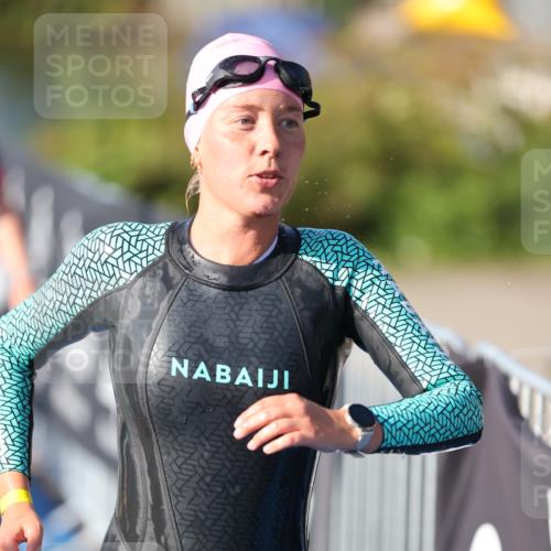 25.08.2024 - Elbe Triathlon Hamburg H.Heesch http://msf.ph/oto/6864910 25.08.2024 09:36:34 Schwimmen 478, 501, 517, 523, 533 meine-sportfotos.de