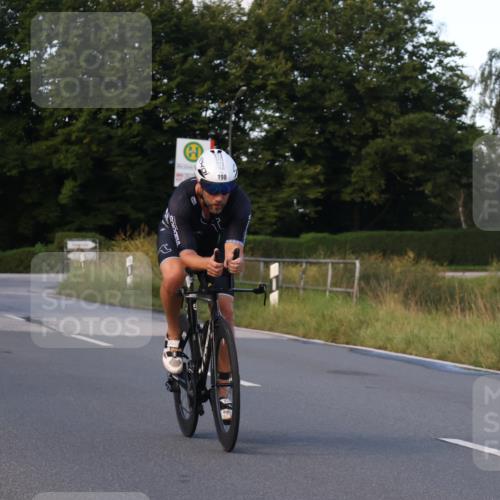 25.08.2024 - Elbe Triathlon Hamburg Fuchs,  Jonas http://msf.ph/oto/6864931 25.08.2024 09:23:22 Radfahren 367, 198, 167 meine-sportfotos.de