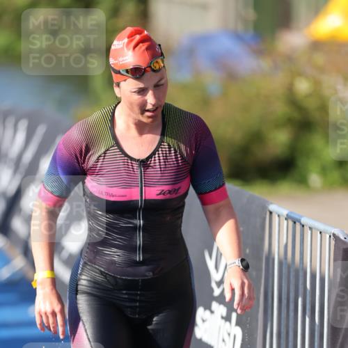 25.08.2024 - Elbe Triathlon Hamburg H.Heesch http://msf.ph/oto/6864951 25.08.2024 09:36:36 Schwimmen 478, 501, 517, 523, 533 meine-sportfotos.de