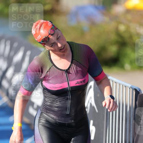 25.08.2024 - Elbe Triathlon Hamburg H.Heesch http://msf.ph/oto/6864974 25.08.2024 09:36:36 Schwimmen 478, 501, 517, 523, 533 meine-sportfotos.de