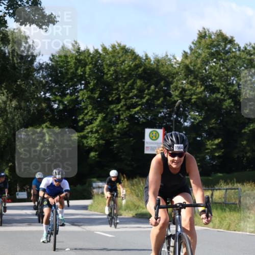 25.08.2024 - Elbe Triathlon Hamburg Fuchs,  Jonas http://msf.ph/oto/6864983 25.08.2024 10:51:48 Radfahren 756, 1564, 1505, 606, 1587, 735, 518 meine-sportfotos.de