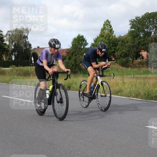 25.08.2024 - Elbe Triathlon Hamburg Fuchs,  Jonas http://msf.ph/oto/6864996 25.08.2024 10:07:41 Radfahren 457, 461, 419, 314, 465, 471, 342, 307, 524 meine-sportfotos.de