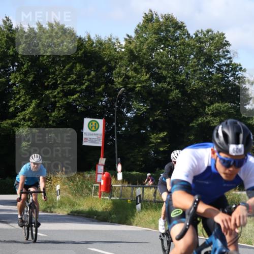 25.08.2024 - Elbe Triathlon Hamburg Fuchs,  Jonas http://msf.ph/oto/6864999 25.08.2024 10:51:50 Radfahren 756, 1564, 1505, 606, 1587, 735, 518 meine-sportfotos.de
