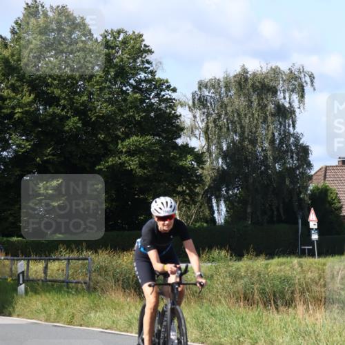 25.08.2024 - Elbe Triathlon Hamburg Fuchs,  Jonas http://msf.ph/oto/6865001 25.08.2024 10:51:50 Radfahren 756, 1564, 1505, 606, 1587, 735, 518 meine-sportfotos.de