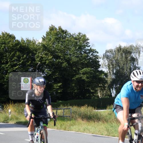 25.08.2024 - Elbe Triathlon Hamburg Fuchs,  Jonas http://msf.ph/oto/6865028 25.08.2024 10:51:52 Radfahren 1564, 1505, 606, 1587, 735, 518 meine-sportfotos.de