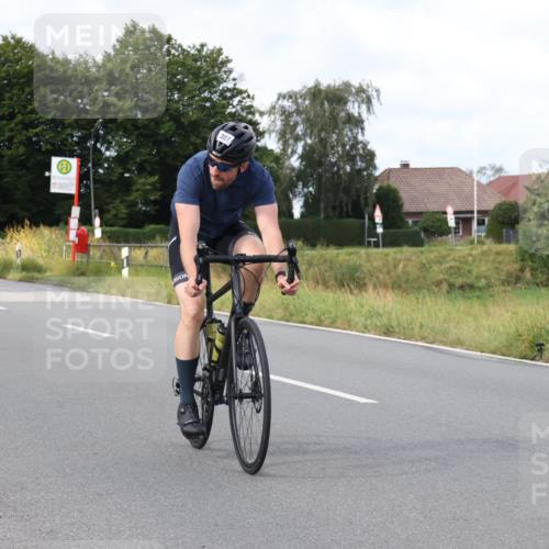25.08.2024 - Elbe Triathlon Hamburg Fuchs,  Jonas http://msf.ph/oto/6865038 25.08.2024 10:07:45 Radfahren 465, 471, 342, 307, 524, 404 meine-sportfotos.de