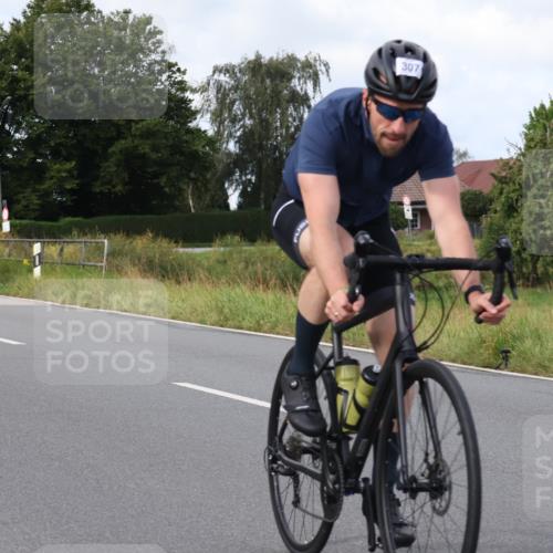 25.08.2024 - Elbe Triathlon Hamburg Fuchs,  Jonas http://msf.ph/oto/6865046 25.08.2024 10:07:45 Radfahren 465, 471, 342, 307, 524, 404 meine-sportfotos.de