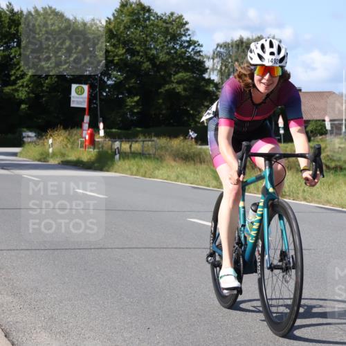 25.08.2024 - Elbe Triathlon Hamburg Fuchs,  Jonas http://msf.ph/oto/6865050 25.08.2024 10:52:01 Radfahren 1492 meine-sportfotos.de