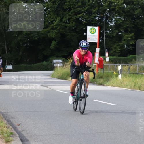 25.08.2024 - Elbe Triathlon Hamburg Fuchs,  Jonas http://msf.ph/oto/6865051 25.08.2024 10:07:47 Radfahren 342, 307, 524, 404 meine-sportfotos.de