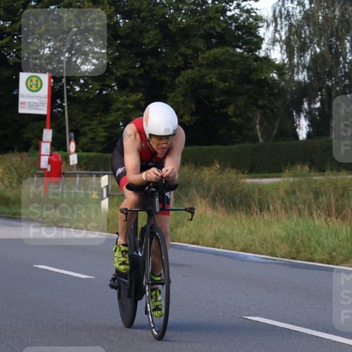 25.08.2024 - Elbe Triathlon Hamburg Fuchs,  Jonas http://msf.ph/oto/6865067 25.08.2024 09:23:32 Radfahren 258, 86, 64, 342 meine-sportfotos.de