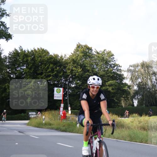 25.08.2024 - Elbe Triathlon Hamburg Fuchs,  Jonas http://msf.ph/oto/6865118 25.08.2024 10:52:32 Radfahren 796, 1480, 1599, 1558, 642 meine-sportfotos.de