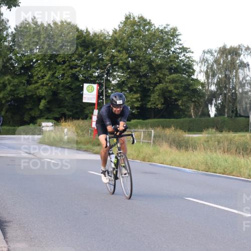 25.08.2024 - Elbe Triathlon Hamburg Fuchs,  Jonas http://msf.ph/oto/6865156 25.08.2024 09:23:38 Radfahren 86, 64, 342, 35, 153 meine-sportfotos.de