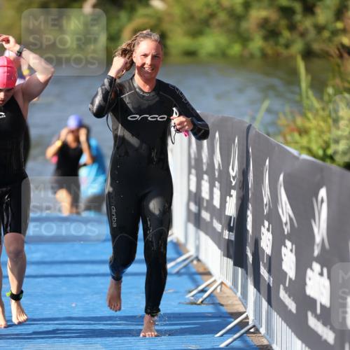 25.08.2024 - Elbe Triathlon Hamburg H.Heesch http://msf.ph/oto/6865158 25.08.2024 09:37:26 Schwimmen 471, 488, 493, 509 meine-sportfotos.de