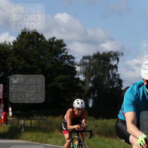 25.08.2024 - Elbe Triathlon Hamburg Fuchs,  Jonas http://msf.ph/oto/6865187 25.08.2024 10:52:46 Radfahren 798, 1514, 505, 555, 1537, 1562 meine-sportfotos.de