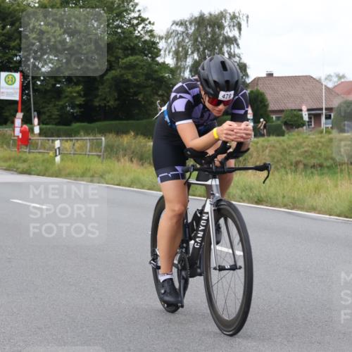 25.08.2024 - Elbe Triathlon Hamburg Fuchs,  Jonas http://msf.ph/oto/6865188 25.08.2024 10:08:11 Radfahren 490, 479, 506, 265 meine-sportfotos.de