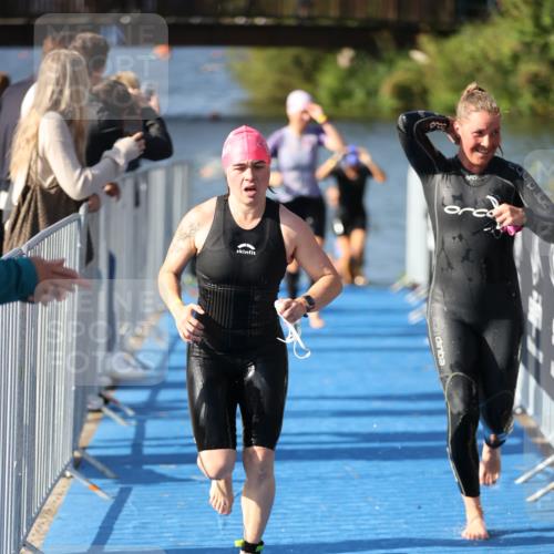 25.08.2024 - Elbe Triathlon Hamburg H.Heesch http://msf.ph/oto/6865200 25.08.2024 09:37:28 Schwimmen 471, 488, 493, 500, 509 meine-sportfotos.de