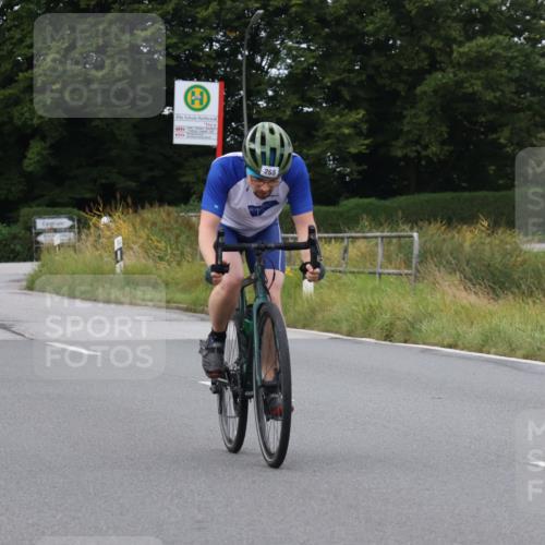 25.08.2024 - Elbe Triathlon Hamburg Fuchs,  Jonas http://msf.ph/oto/6865220 25.08.2024 10:08:16 Radfahren 506, 265, 539, 482 meine-sportfotos.de