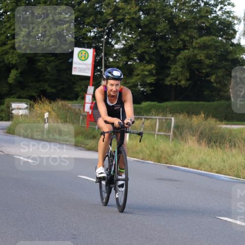 25.08.2024 - Elbe Triathlon Hamburg Fuchs,  Jonas http://msf.ph/oto/6865242 25.08.2024 09:23:42 Radfahren 342, 35, 153 meine-sportfotos.de
