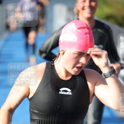 25.08.2024 - Elbe Triathlon Hamburg H.Heesch http://msf.ph/oto/6865263 25.08.2024 09:37:30 Schwimmen 471, 488, 493, 500, 509 meine-sportfotos.de