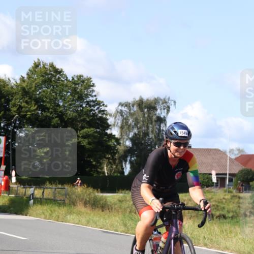 25.08.2024 - Elbe Triathlon Hamburg Fuchs,  Jonas http://msf.ph/oto/6865279 25.08.2024 10:53:09 Radfahren 1549, 1479 meine-sportfotos.de
