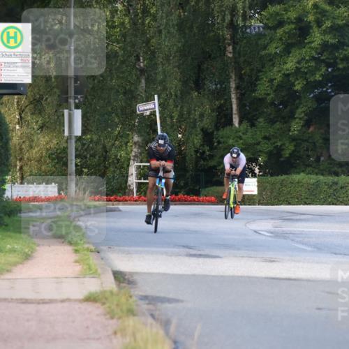 25.08.2024 - Elbe Triathlon Hamburg Fuchs,  Jonas http://msf.ph/oto/6865289 25.08.2024 09:23:45 Radfahren 35, 153, 310, 404 meine-sportfotos.de