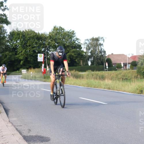 25.08.2024 - Elbe Triathlon Hamburg Fuchs,  Jonas http://msf.ph/oto/6865300 25.08.2024 09:23:50 Radfahren 310, 404, 60, 278 meine-sportfotos.de
