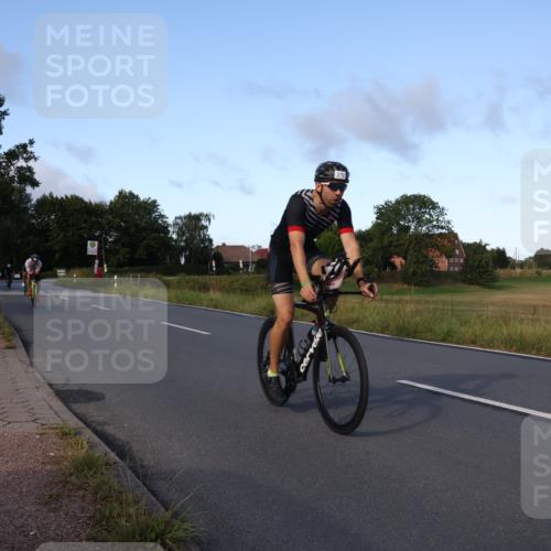 25.08.2024 - Elbe Triathlon Hamburg Fuchs,  Jonas http://msf.ph/oto/6865313 25.08.2024 09:23:50 Radfahren 310, 404, 60, 278 meine-sportfotos.de