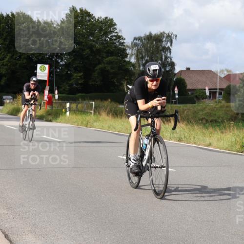 25.08.2024 - Elbe Triathlon Hamburg Fuchs,  Jonas http://msf.ph/oto/6865321 25.08.2024 10:08:42 Radfahren 443, 541, 390 meine-sportfotos.de