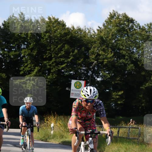 25.08.2024 - Elbe Triathlon Hamburg Fuchs,  Jonas http://msf.ph/oto/6865325 25.08.2024 10:53:25 Radfahren 1554, 1572, 1579, 1475, 1573, 1544 meine-sportfotos.de