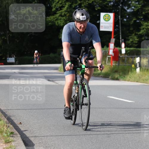 25.08.2024 - Elbe Triathlon Hamburg Fuchs,  Jonas http://msf.ph/oto/6865379 25.08.2024 10:08:59 Radfahren 338, 246 meine-sportfotos.de