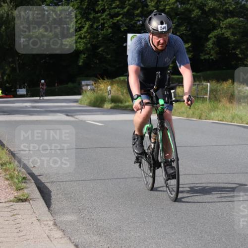 25.08.2024 - Elbe Triathlon Hamburg Fuchs,  Jonas http://msf.ph/oto/6865385 25.08.2024 10:09:00 Radfahren 246 meine-sportfotos.de