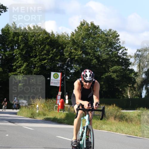 25.08.2024 - Elbe Triathlon Hamburg Fuchs,  Jonas http://msf.ph/oto/6865398 25.08.2024 10:53:34 Radfahren 1544, 1591, 1435, 1517 meine-sportfotos.de