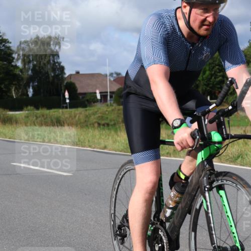 25.08.2024 - Elbe Triathlon Hamburg Fuchs,  Jonas http://msf.ph/oto/6865401 25.08.2024 10:09:00 Radfahren 246 meine-sportfotos.de