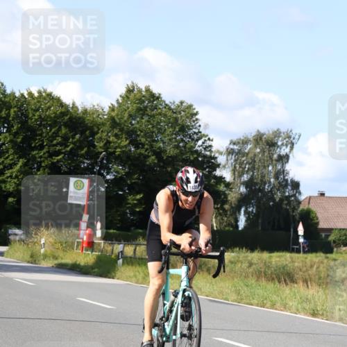 25.08.2024 - Elbe Triathlon Hamburg Fuchs,  Jonas http://msf.ph/oto/6865403 25.08.2024 10:53:35 Radfahren 1591, 1435, 1517 meine-sportfotos.de