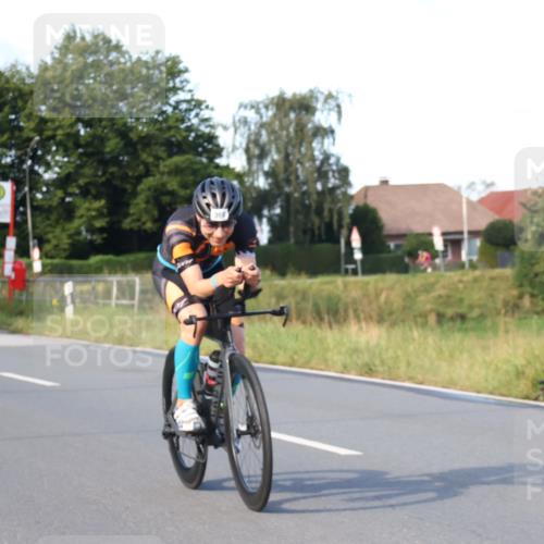 25.08.2024 - Elbe Triathlon Hamburg Fuchs,  Jonas http://msf.ph/oto/6865404 25.08.2024 09:24:04 Radfahren 142, 369, 76, 74, 117 meine-sportfotos.de