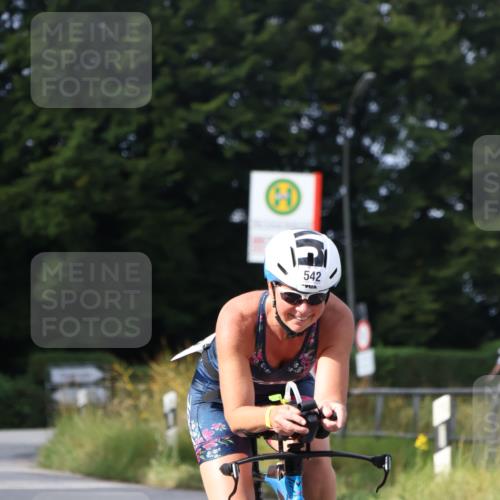 25.08.2024 - Elbe Triathlon Hamburg Fuchs,  Jonas http://msf.ph/oto/6865405 25.08.2024 10:09:08 Radfahren 542, 363 meine-sportfotos.de