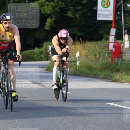 25.08.2024 - Elbe Triathlon Hamburg Fuchs,  Jonas http://msf.ph/oto/6865421 25.08.2024 09:24:07 Radfahren 369, 76, 74, 117, 283 meine-sportfotos.de