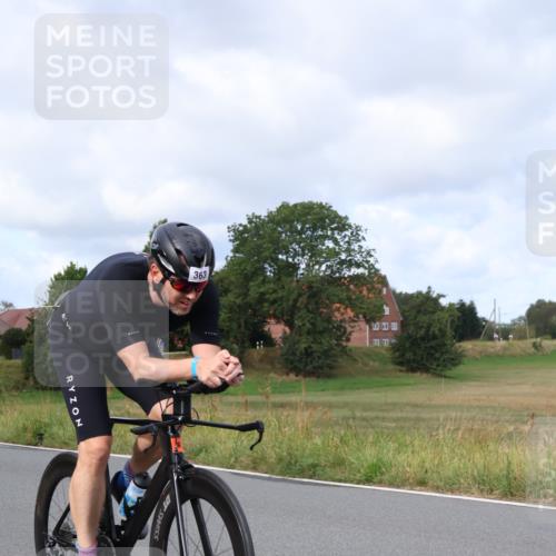 25.08.2024 - Elbe Triathlon Hamburg Fuchs,  Jonas http://msf.ph/oto/6865450 25.08.2024 10:09:14 Radfahren 542, 363, 365 meine-sportfotos.de
