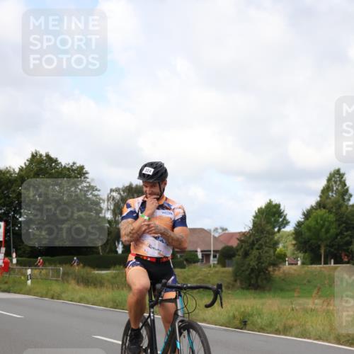 25.08.2024 - Elbe Triathlon Hamburg Fuchs,  Jonas http://msf.ph/oto/6865508 25.08.2024 10:09:20 Radfahren 365 meine-sportfotos.de