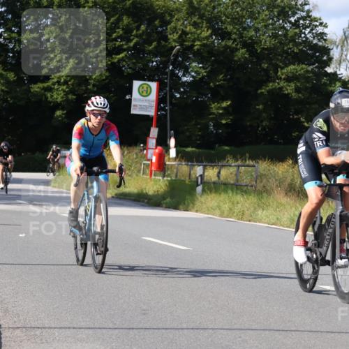25.08.2024 - Elbe Triathlon Hamburg Fuchs,  Jonas http://msf.ph/oto/6865545 25.08.2024 10:53:55 Radfahren 766, 1501, 1519, 784, 1508, 1429, 1553 meine-sportfotos.de